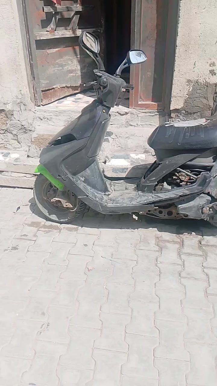 دراجه فراشة ١٠٠الف
التفاصيل بالمقطع الناشره
***********
