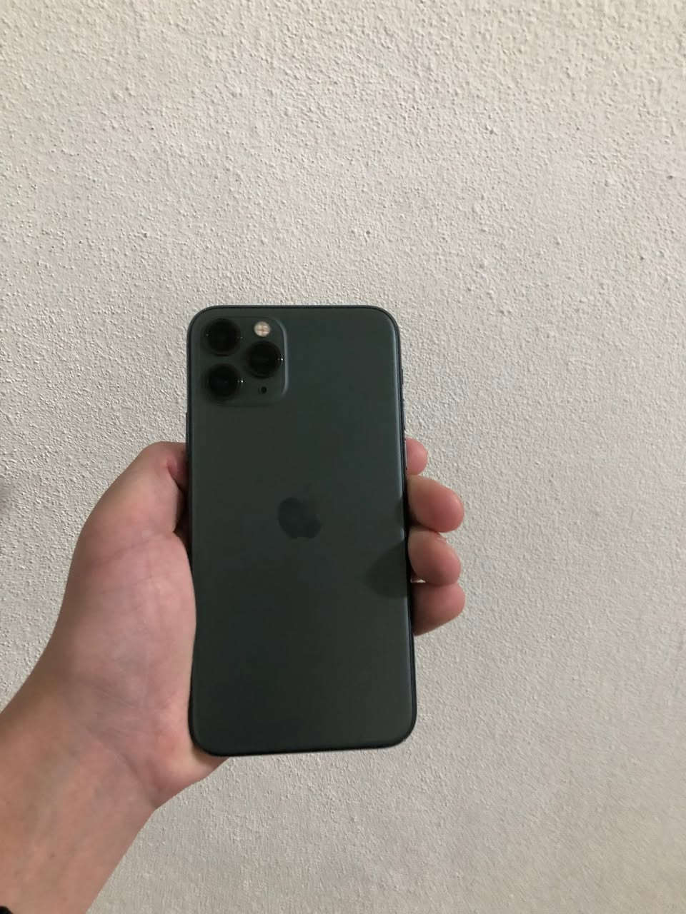 11 pro 
نورمال 
ذاكرة 64
بطارية 71
ب230 وبي مجال


**إذا كنت صاحب هذا الإعلان وتريد حذفه لأي سبب، رجاءا أرسل رسالة إلى الدعم الفني**