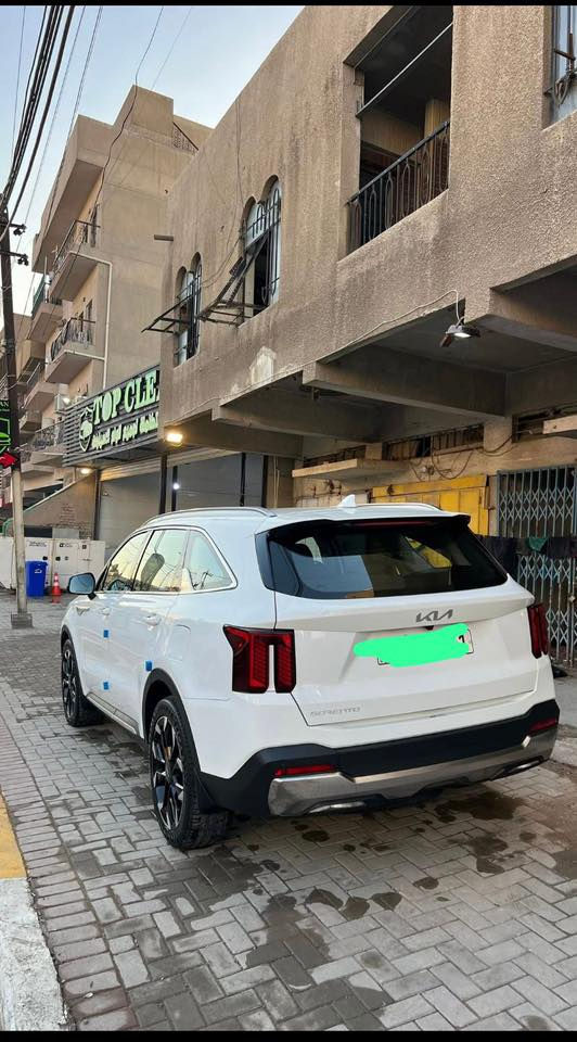 السلام عليكم
كيا سورنتو 2025للبيع
فول مواصفات 6 سلندر
بانوراما
صمة تشغيل عن بعد
ويل 20
داتا شو
حساس امامي خلفي
كامرة
شاشة متصلة
كراسي امامية كهرباء
صندوق خلفي كهرباء
7 راكب
ماشية 16 الف كيلو
كفولة كفالة عامة من الضربة والصبغ والبارد السعر 300ورقة وبيهة مجال بسيط
للاستفسار فقط واتساب وهاتف
***********
