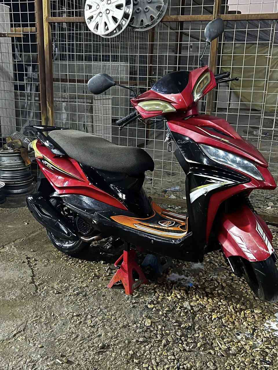 السلام عليكم دراجه جامبو صيني الدراجه كامله مابيها اي نقص نضيفه مكينه ناعمه السعر 250


**إذا كنت صاحب هذا الإعلان وتريد حذفه لأي سبب، رجاءا أرسل رسالة إلى الدعم الفني**