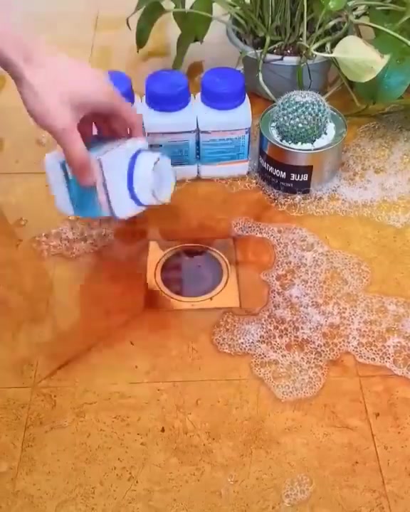 مسلك مجاري وداعا لأنسداد المجاري في المطبخ والحمامات 🛀🛀
وداعا للروائح الكريهة داخل المنزل🏨
منتجنا الجديد هو منتج آمن وجاهز لازالة الانسدادات في حوض الغسل ( السنك)  او المرحاض او مجاري الحمام الذي ينتج من ترسبات الصابون والاوساخ وكميات كبيرة من الشعر في انابيب التصريف يعمل بشكل كامل وفعال ولايؤثر على الانابيب البلاستكية ولايسبب اي ضرر لها


**إذا كنت صاحب هذا الإعلان وتريد حذفه لأي سبب، رجاءا أرسل رسالة إلى الدعم الفني**
