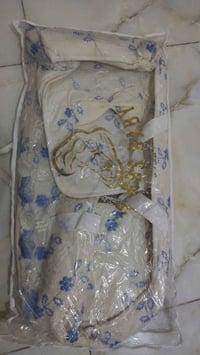 حاملة طفل • غير مستخدمة