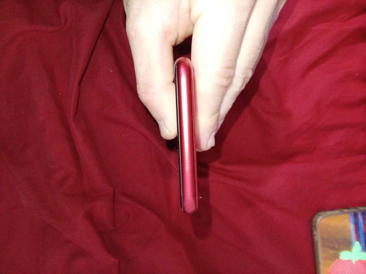 ايفون SE  الجيل الثاني
جهاز مكفول
بطاريته 76
السعر 150 بي مجال بسيط
المكان شارع فلسطين و يوجد توصيل
*********** بغداد, العراق
