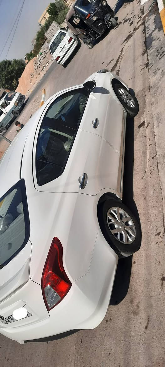 سلام عليكم نيسان سني 2025
السياره ماشيه 9 الف مكفوله كفاله عامه بسمي السياره 
السعر 130 مكاني بغداد الشرطه الخامسه 
***********
