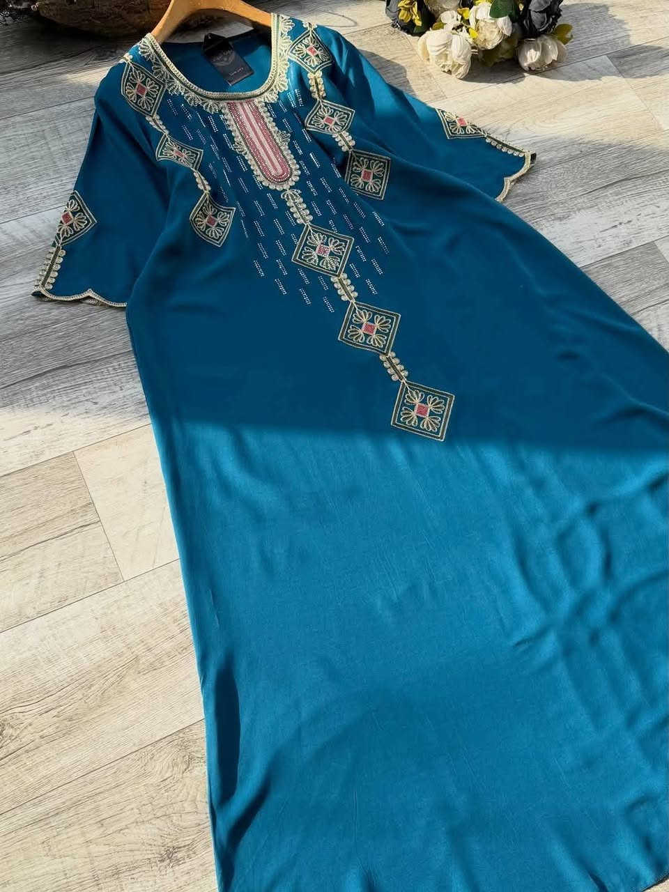 راحة تلبسينها… وأناقة تشوفينه🙂🤍😊
اختيار مثالي للبيت ولمّات العائلة ❤️🌺🦋🐅
😌👗 دشداشة كشمير تطريز هندي أصلي 
قياس 2x_3x_4x_5x
#سعـــــــــــــــــــر10
يوجد توصيل داخل المسيب الفين دينار 
يوجد توصيل محافظات


**إذا كنت صاحب هذا الإعلان وتريد حذفه لأي سبب، رجاءا أرسل رسالة إلى الدعم الفني**