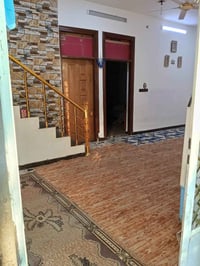 الدوره البعيثه • ٢٠٠م • حديقه وكراج