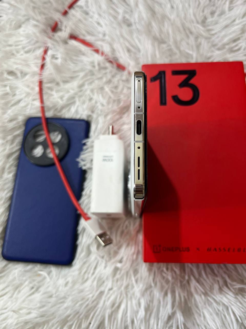 السلام عليكم
شبابنة الغالين
للبيع one plus 13 
النسخة العالمية لون الابيض 
ذاكرة 512/16 دبل سيمكارت +esim
نظافة100/
🔋 بطارية 99
كامل ملحقات (السعر 830 قفل قفل سعر ثابت) مكاني بغداد (منطقة الامين )واتواجد (مشتل)
للتواصل خاص او الاتصال *********** بغداد, العراق
