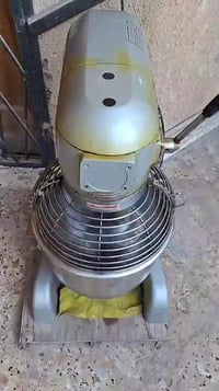 ،، للبيع خلاط كيك 20 لتر مستعمل ثلاثة اشهر فقط السعر 400 الف للاستفسار...