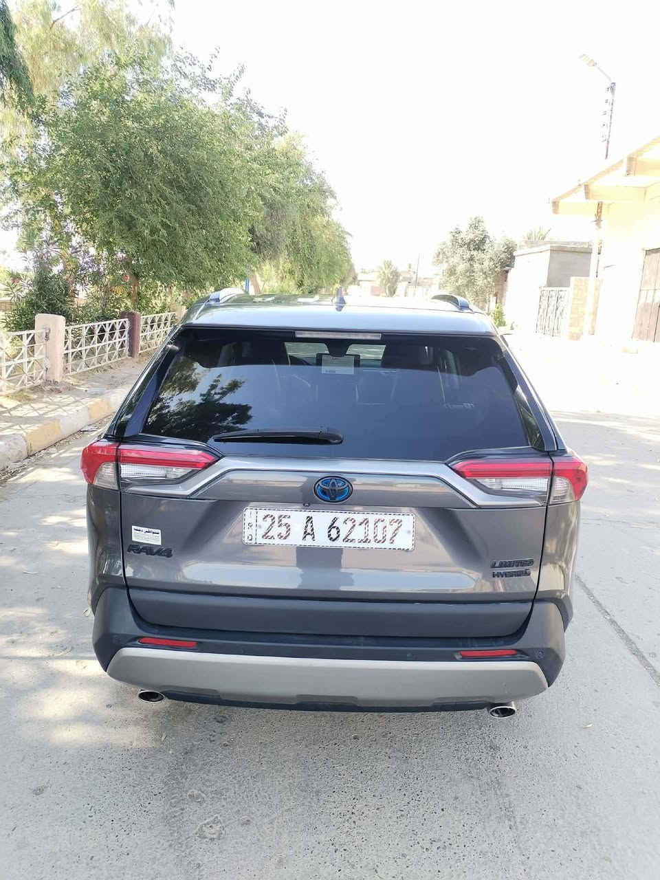 السلام عليكم سياره راف فور موديل 2023 هايبرد سياره فول الفول لمتد السعر 230 وبيها مجال الاستفسار عل رقم ***********
