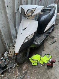 دراجه ماكس ثعلب الدراجه كامله بدون نواقص سلف وتاير و باتري جديد رايدها...