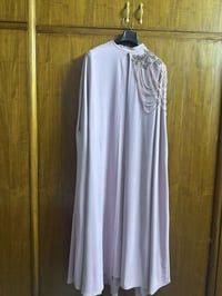 فستان نسائي • مقاس ٤٤ • فوق ١٠٠كج