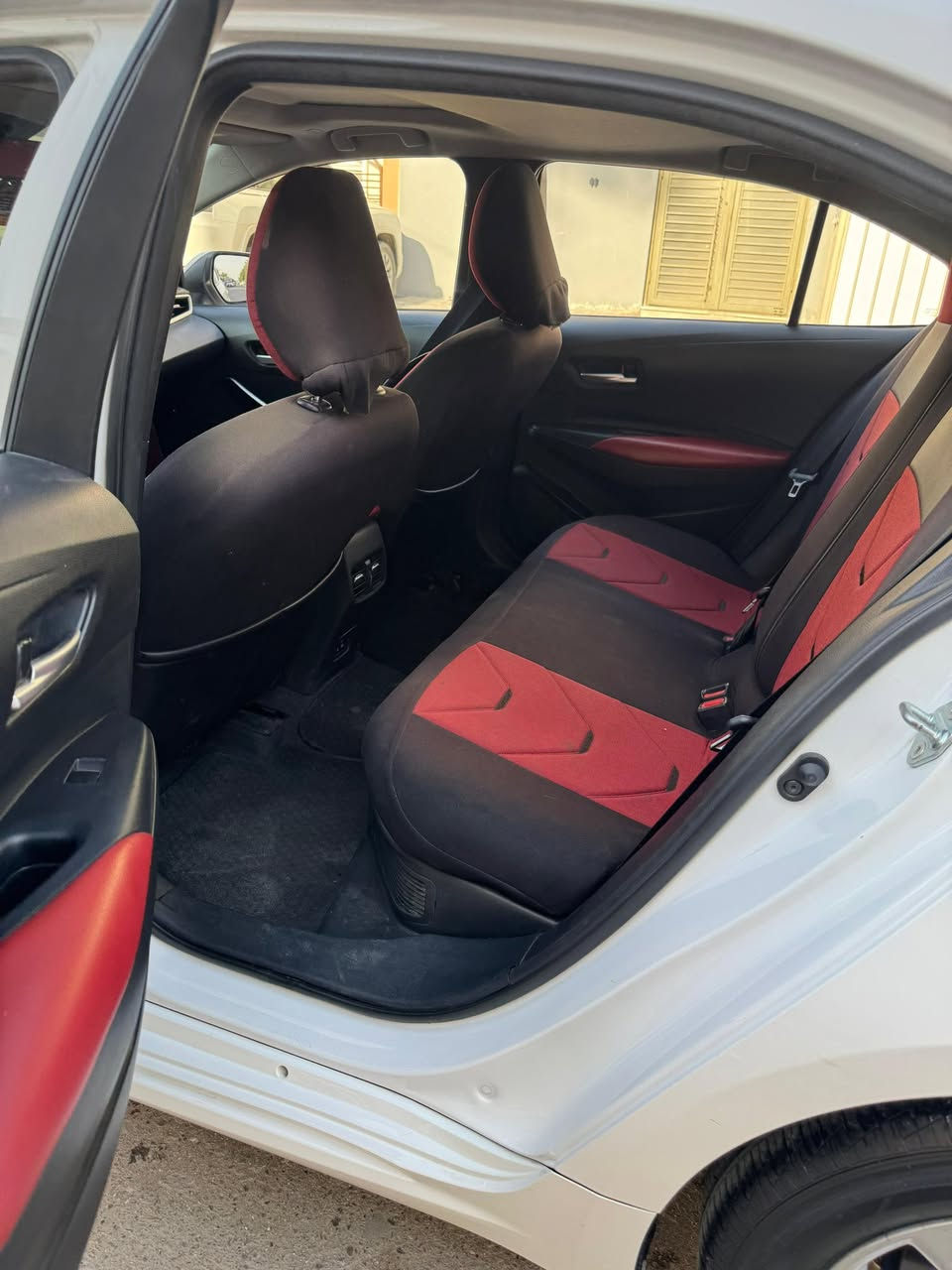 كورلا هايبرد موديل 2023ماشيه23.800
مواصفات سقف فتحه سلايد اوتوهولد اشارات بلمري كشن جلد 
مانع تزحلق خدوش بسيطه ورصعتين موضحه بلصور الرقم بغداد 
سعر 139
للتواصل ***********
