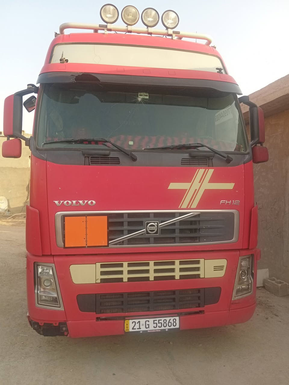 لبيع فالفو سحال خلفي مزوج 2004كير عادي3×3 مربوطه فلات ذات جوانب متحركه عربانه ما موجوده سنويه ل30 عنوان واسط لحفريه سياره كفاله عامه مكلشي  ***********
