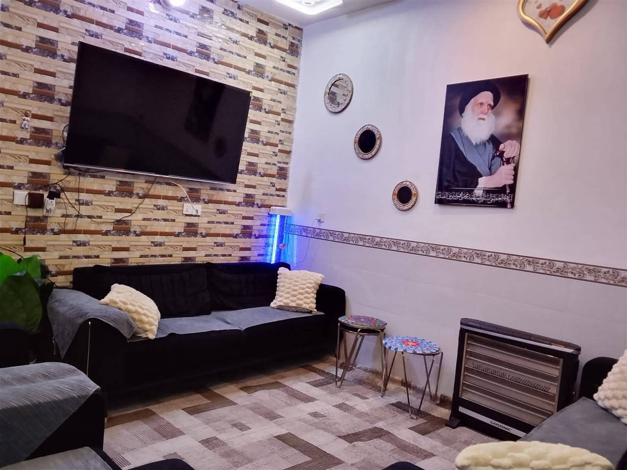 السلام عليكم
بيت زراعي ٥٠ متر  قرار ٢٥//// ٣ طوابق 
بي ٣ غرف نوم مع صالة مع ٣ حمام// البناء درجة أولى سنة ٢٠٢٤ //يوجد حايط واحد مشترك فقط .. العنوان الشعب قرب محطة سما بغداد السعر المطلوب من صاحب الدار ١٠٠ وقابل للتفاوض 
الاستفسار أكثر الاتصال ع الرقم ***********
