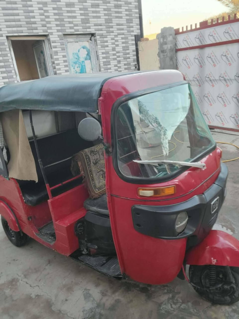 تكتك موديل ١٧  نضيفه محرك ٢٠ لا تبخير ولا تنقيص  اوراق اصولي  العنوان بابل القاسم أتصال ***********
