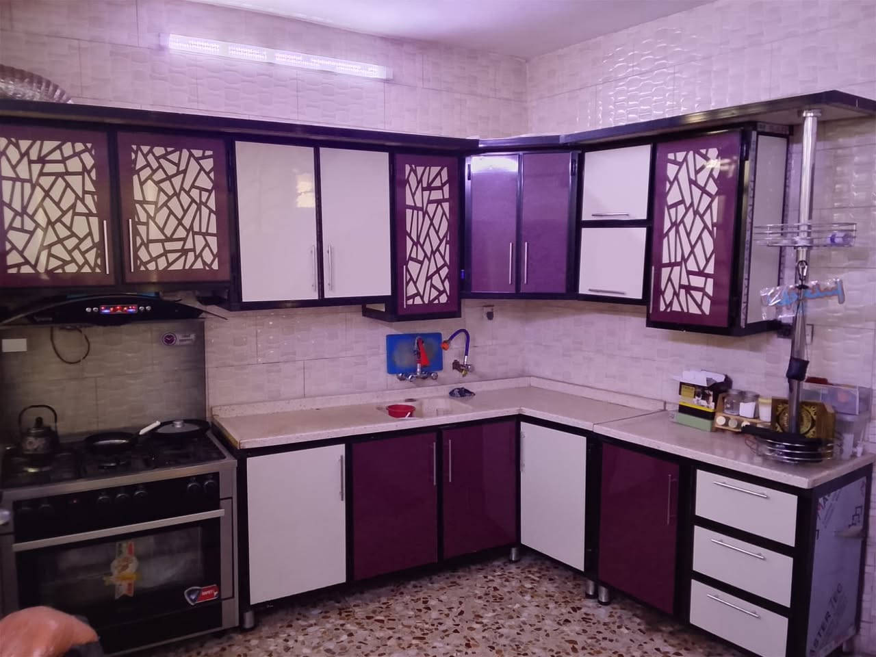كاونتر الامنيوم مرمر مع ساحبة نضافتة مابي اضرار السعر 900  الف وبي مجال التواصل خاص


**إذا كنت صاحب هذا الإعلان وتريد حذفه لأي سبب، رجاءا أرسل رسالة إلى الدعم الفني**