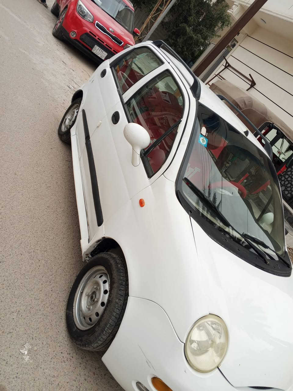 QQ2012سياره نضيفه وجاهزه تخم تاير سياره بسمي رقم نكليزي هزه جديده سياره سعره 27 وبيه مجال بصيط بيعه سريعه مستعجل علا بيعته وهاي نضافته مكاني بغداد جديده ***********
