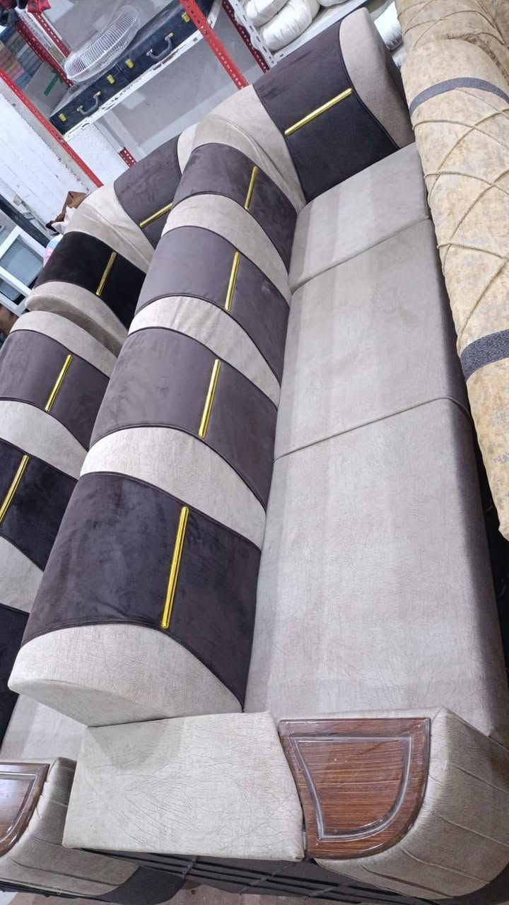 تخامه دواوين يجنن الالوان موجوده الحجز ع الخاص اكو توصيل


**إذا كنت صاحب هذا الإعلان وتريد حذفه لأي سبب، رجاءا أرسل رسالة إلى الدعم الفني**