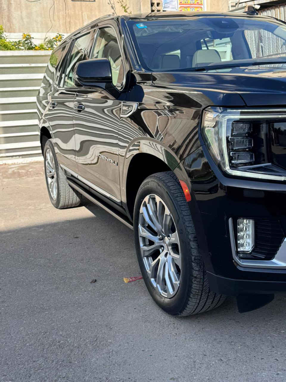 للبيع | جمسي يوكن Denali 2024 🔥🚗
📍  وكالة المنصور (رقم بغداد)
✨ ممشى: 23 ألف كم فقط
✨ مغلفة PPF (حماية كاملة)
✨ سيارة نظيفة جداً، لا توجد أي ملاحظات
💰 السعر: 63,500
📞 الاتصال: ***********
