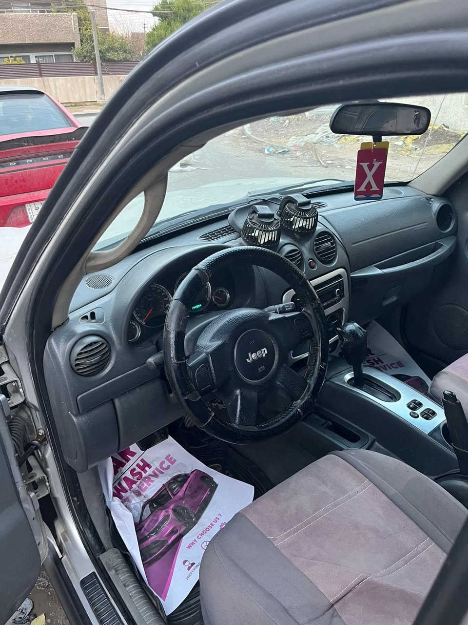 السلام عليكم 
جيب 2007 لبرتي 
مكينة 3700
بغداد بسمي 
مكاني بغداد 
حي الجامعة 
***********
السعر ٦٥ وبيهاا مجال
