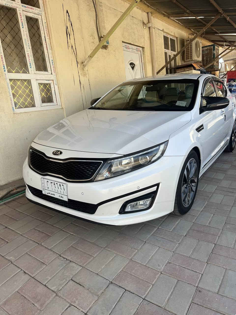 السلام عليكم
للبيع نصف مواصفات بصمه معروفه مواصفاتها سيارة مالت بيت مابيها اي نقص مكفولة كفاله عامه مدوشمة كشنات وارضيه 
محرك ٢٤٠٠ 
السعر ١٦  
رقم الهاتف ***********
