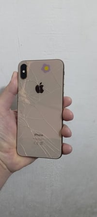 آيفون XS ماكس • ٦٤ • بطارية ٧٧٪