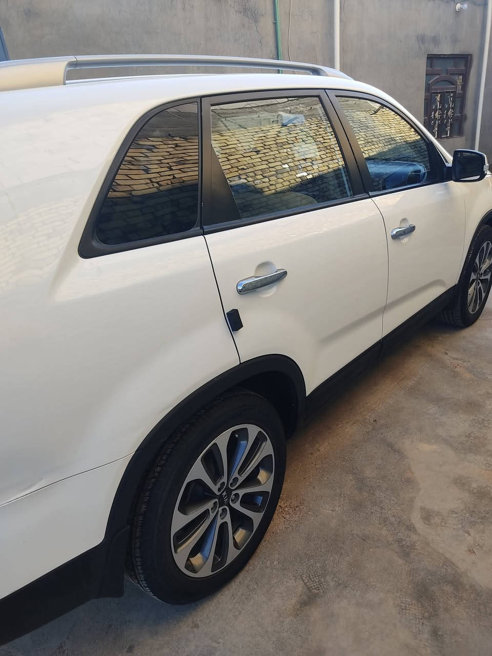 سورنتو موديل 13 خليجي نص فول بصمه الد امامي خلفي اظائه بواب عنده القتراب تحكمات تبريد بيانو كامره حساسات امامي خلفي بعد بيه هوايه موصفات رقم بغداد مكينه 6 رقم تلفون *********** مكاني نجف
