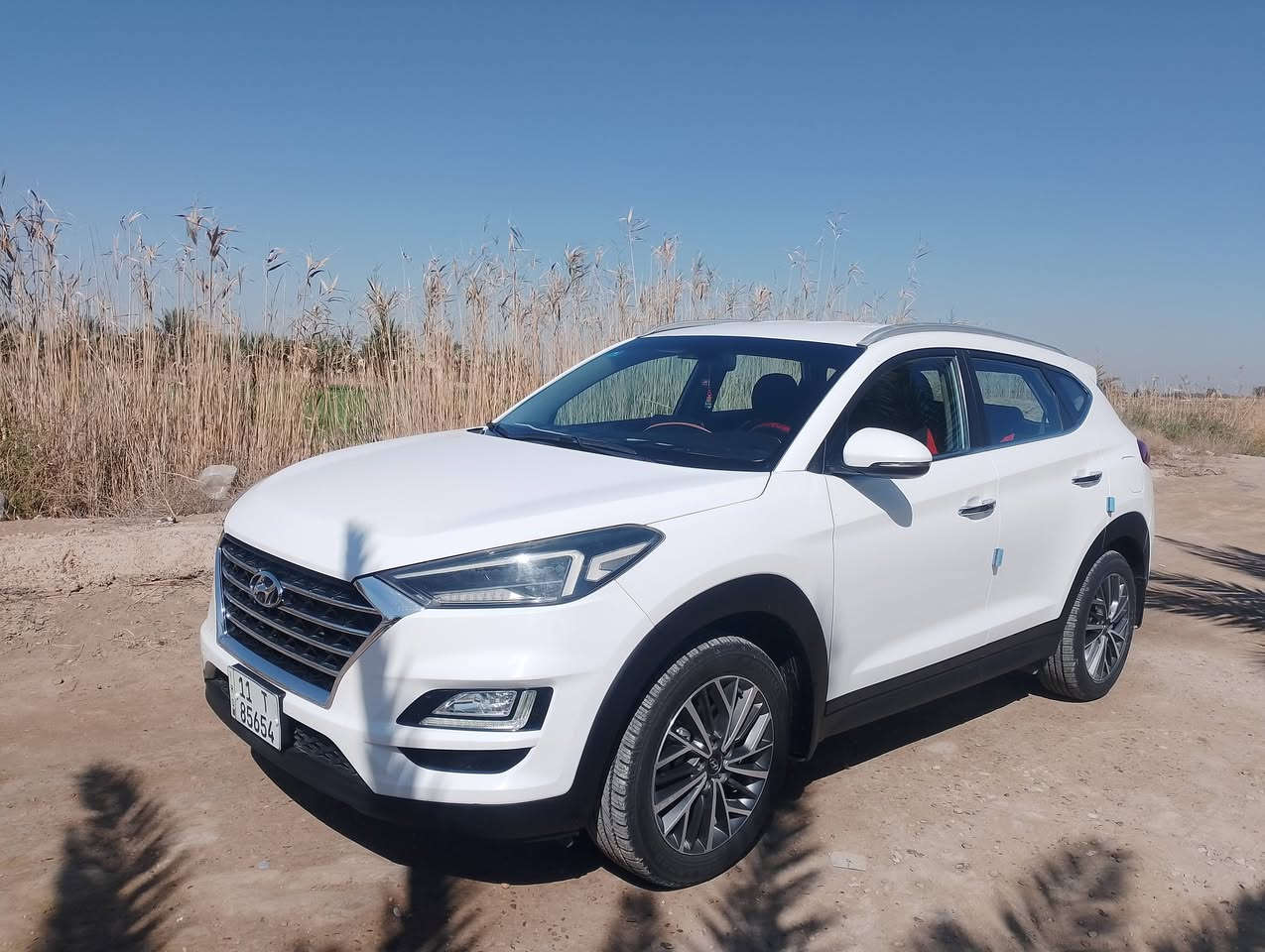 السلام عليكم توسان  2019 خليجي رقم بغداد ماشيه 98
مكفوله عامه صبغ وتبديل وكير ومحرك فول عد البنراما
المواصفات بصمه تشغيل بصمه ابواب كشنات كهرباء 5عدسات سعر السيارة 191 وبيها مجال 
***********
