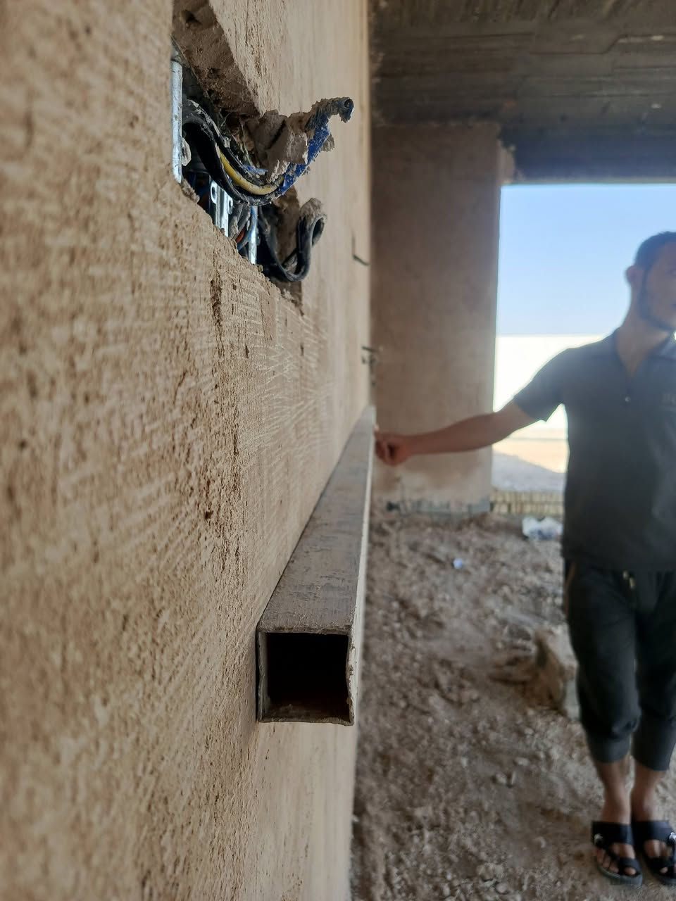 خلفه جص وبورك استلام مهندس متفرغ أربع خلفات اتصل ‏‪***********‬‏
