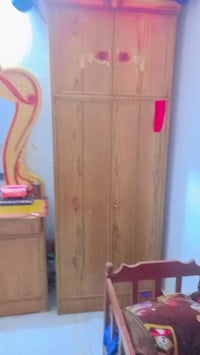 غرفه اخشاب نضيفه للبيع كامله السعر 750 وبيها مجال 07890408775 واتساب ا...