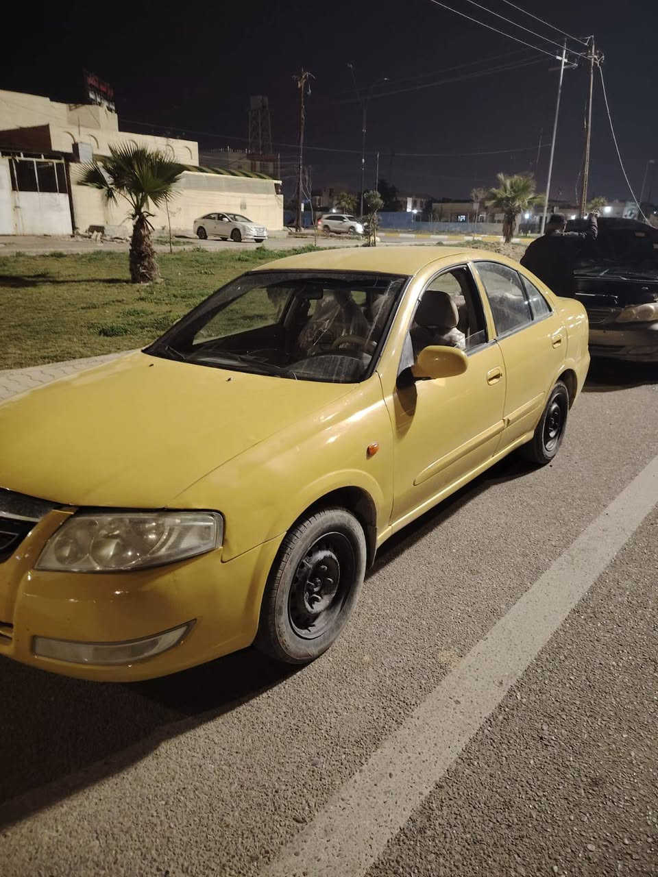 السلام عليكم للبيع نيسان سني 2010 رقم بغداد تحويل مباشرسياره كير محرك حداديه تدفئه تبريد مكفول السعر 70 ورقه وبيها مجال بسيط مكان السياره سامراء الهاتف ***********
