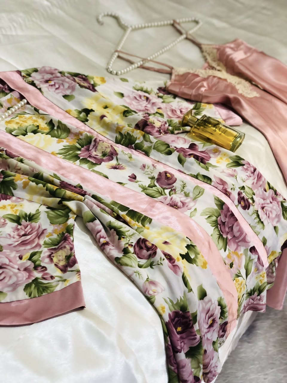 رمضان مبارك عليكم حبايب ❤️🫂

شوفو بعد الانتظار شنو جبت الكم 🌝🙈
قطع تليق بيكم لان جميلات وتستاهلون ❤️

وها اسعاري مثل ما تعرفون ( ٣ و ٥ و ٧ و ٨ الاف ) 

الي عدها عروسة تسويلها تاك ليش تاخذ قطع غاليه ؟؟؟ 

تاخذ النعومي الي دينباع بـ ٣٥ بـ ١٠ الاف يمي 🫡

وعندي توصيل بغداد محافظات ( ٥ الاف ) 

وبس هيج ؟ اكيد لا مع كل طلب تجيكم هدية حلوة 🎁


**إذا كنت صاحب هذا الإعلان وتريد حذفه لأي سبب، رجاءا أرسل رسالة إلى الدعم الفني**