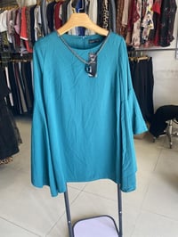 قميص نسائي • كسر اليوم • غير مستخدم