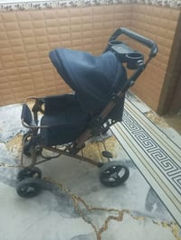 عربانة طفل • قوية • ضخمة