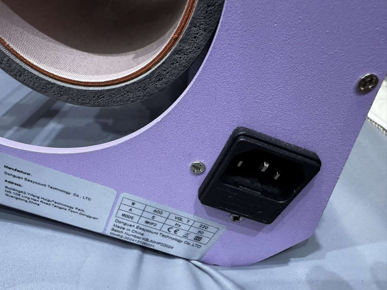 خوان طابعه مال اكلاصات تطبعلك صور عل اكلاصات بسعر كلش مناسب شغاله نقصه بس شاحنه
***********
