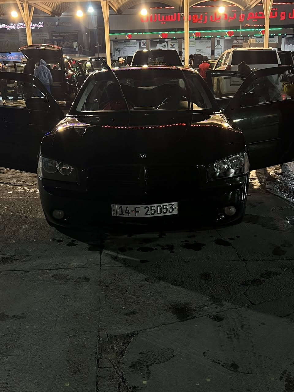 شارجر موديل 2010 كفاله من كلشي وارد كندي بدون ضربه قطعة وحده باب السايق صبغ اثر جراد رقم انكليزي بصره باسمي السنويه جديده والهزه بعدها تنتهي 2027شاشه وكامره رادار وحساسات خلفيه منضومة زنون كير ومكينه كفاله 3500 مثبت سرعه كشن كهربائي ودواسة بانزين اوتماتيك وعادي تدفئه وتبريد ابلاد شغاله تخم تاير جديد حدادة 90‎%‎ السيارة نعمه خير من الله مال جناي مو طرق خارجيه التواصل *********** عنواني بصره ابي الخصيب عويسيان الشراي يتصل سعرها 120
