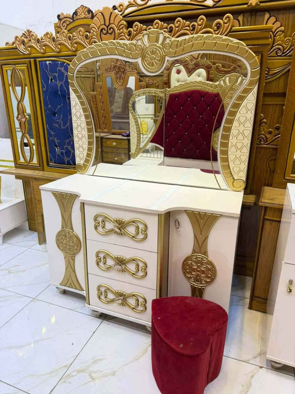 غرفه تركيه مستخدامة
نضافه 90💯
قطعه مختلفه وتخبل 
لون مميز 
ملڪيه 
شغل ثقيل 
سعرها 850/800
نقل وشد مجانأ داخل بغداد


**إذا كنت صاحب هذا الإعلان وتريد حذفه لأي سبب، رجاءا أرسل رسالة إلى الدعم الفني**