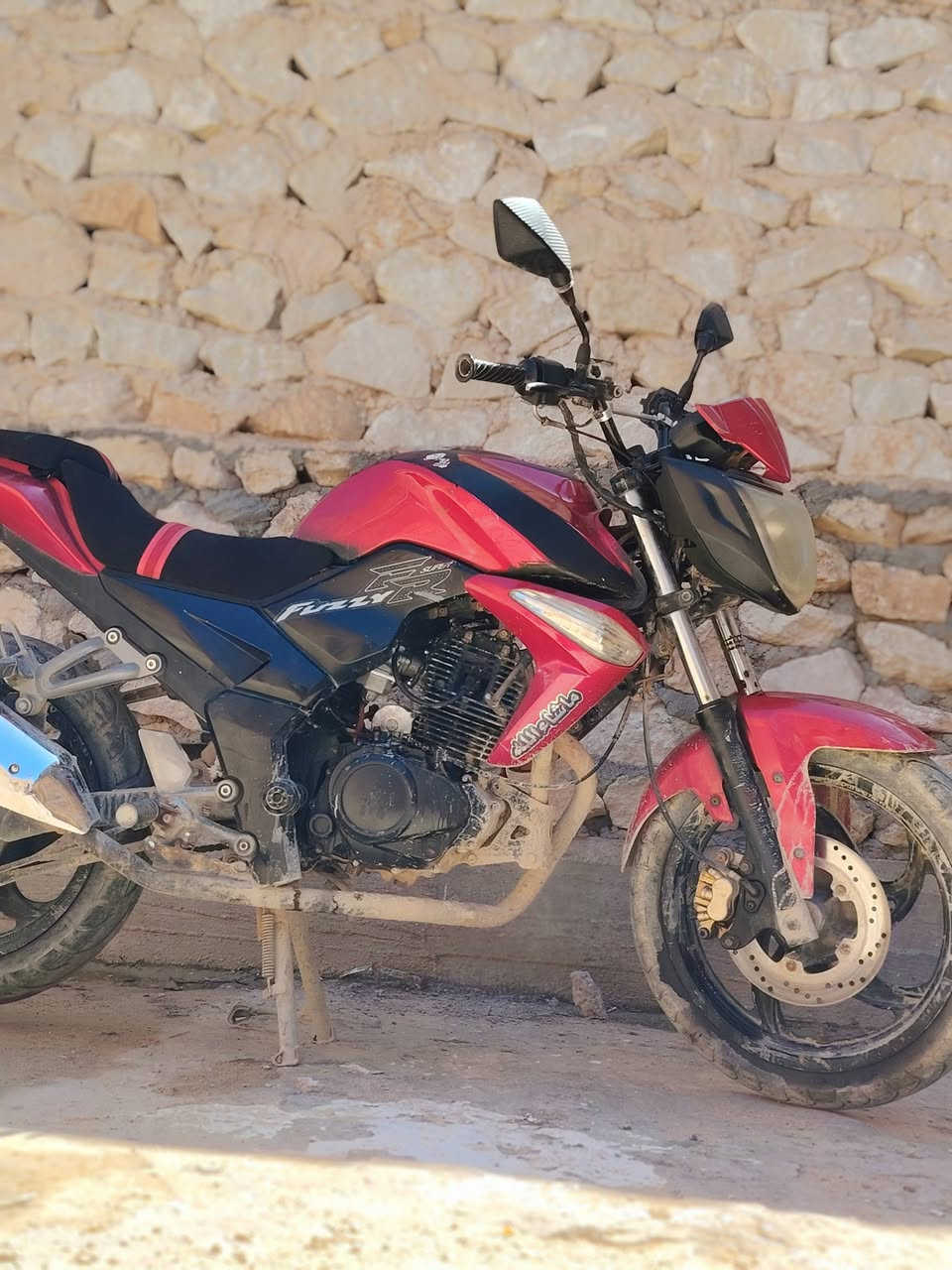 للبيع او مراوس حسب القناعه؟ 
موطور سايم بطحه 
موديل 2019
موطور نضيف شرط نكره سلف 
بريك اشاير دشبول 
تخم تاير جديد 
موطور تاخذه ربع متحط علي 
باتري جديد 
بك لايت خلفي جديد 
كشره نضيف

لاستفسار خاصص 
اكتب بتعاليق سعر كبل يجيك لسعر خاص


**إذا كنت صاحب هذا الإعلان وتريد حذفه لأي سبب، رجاءا أرسل رسالة إلى الدعم الفني**