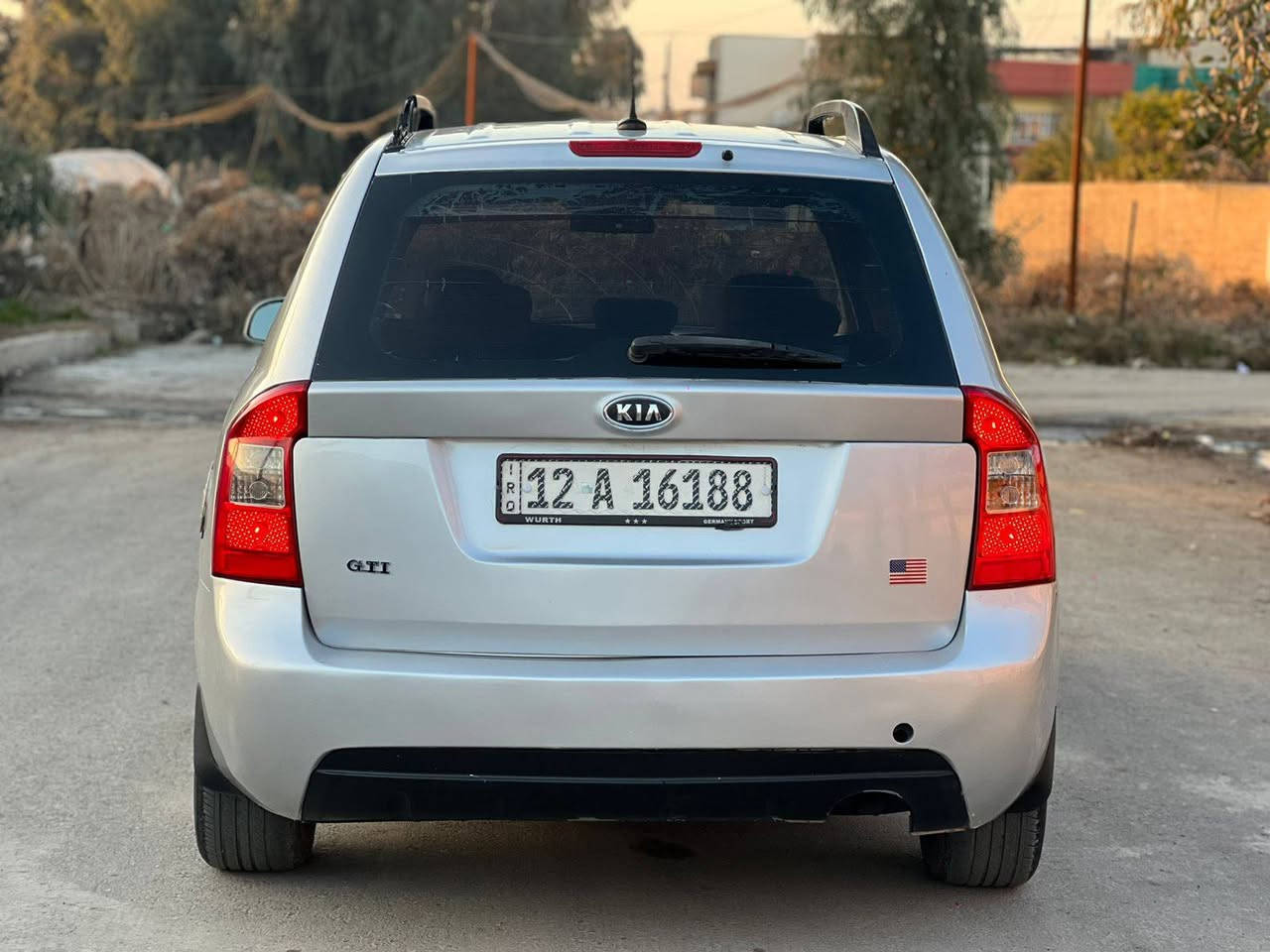 للبيع
سعر 85
كيا راندو موديل 2009
ماشيه 160 الف 
كابون بنزين بيها ⛽️ 
محرك ٤سلندر دوش  حجم ٢٤
كير اوتوماتيك شرط المحرك والكير 
موصفاتها
قطعتين تبريد 
تحكمات ستيرن 
جامات كهرب 
مري كهرب 
طخم حداديه بشرط 
رقم نينوى دولي رقم وهزة وسنويه جديد لغاية 2031 شرط التحويل
🚫 ضررها جاملغات خلفيه وقبغ صندوق فقط
والباقي مصبوغ حزام جماليه 🚫
السياره جاهزه 
موصل حي المحاربين 
للإستفسار الاتصال 
***********
***********
