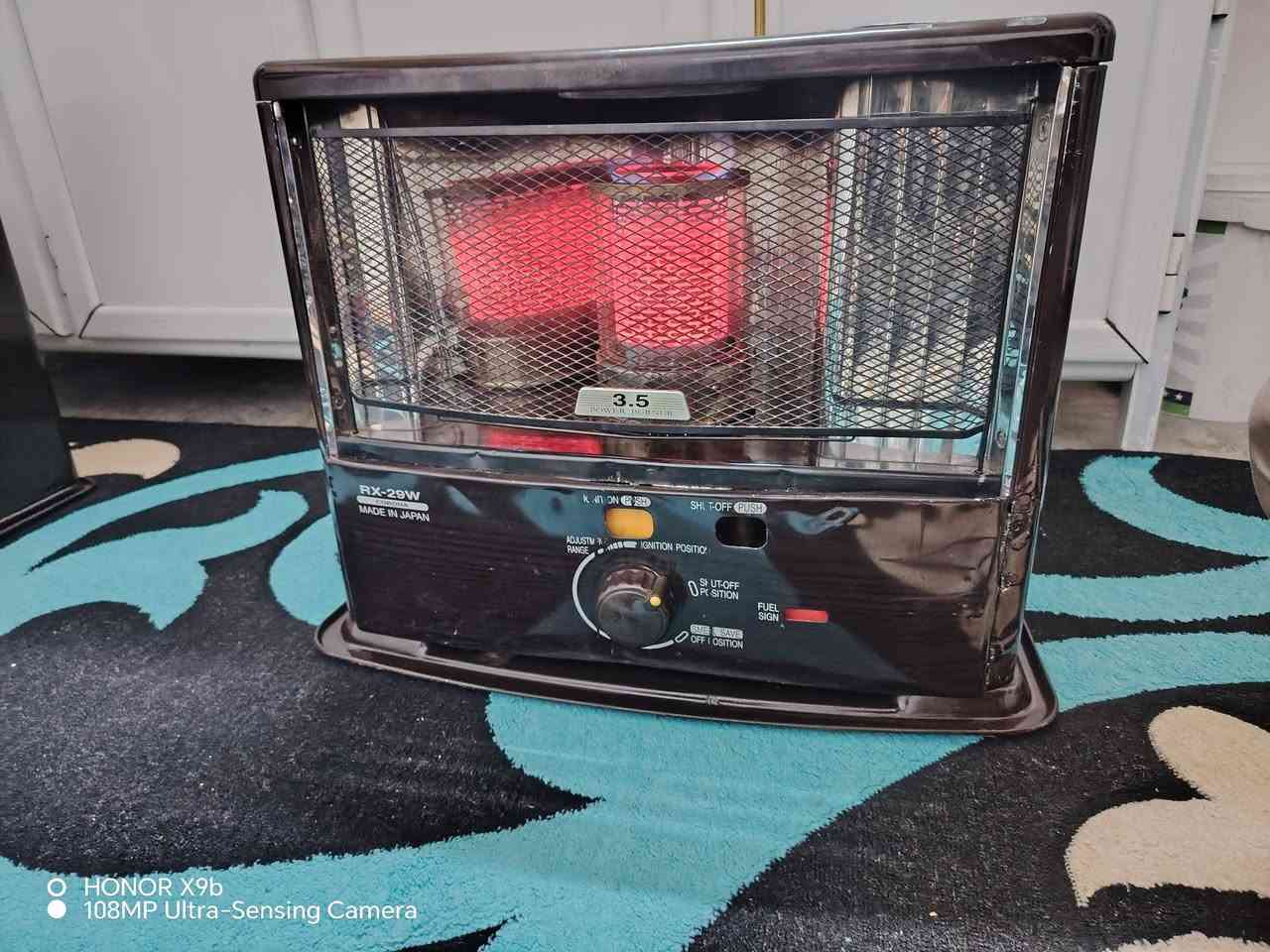 سۆپای بالەی یابانی ئەسڵی حەجم گەورە لۆکە بێ کێشەیە نرخی 75هەزار و مامەڵە 
سۆپای تۆربۆ زۆر زۆر پاکە نرخی70هەزار و مامەڵە 
مەکینەی دوورمان پەپولە لۆک لۆکە نرخی 40هەزار و مامەڵە 
شوێن: سـمود ***********
