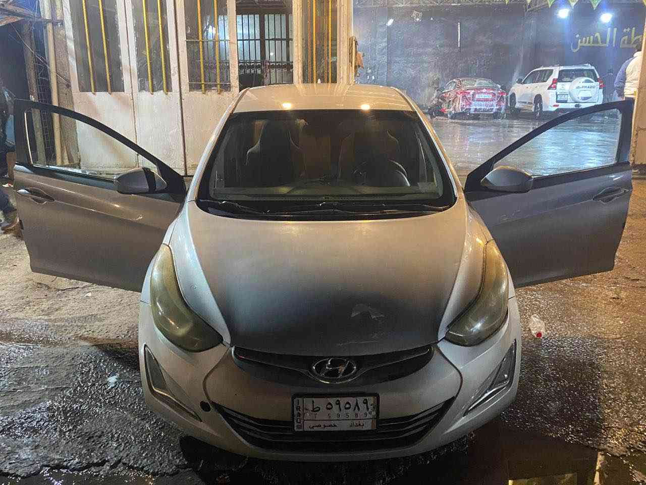للبيع: هيونداي النترا 2016 وارد أمريكي

🔹 الموديل: Hyundai Elantra 2016🔹 
اللون: سلفر🔹 
الكير: أوتوماتيك🔹 
المحرك: 1.8 🔹 
الممشى: 85 ألف ميل🔹 
داخلية مرتبة🔹 
تبريد ثلج🔹 
استخدام يومي والسيارة جاهزة

📌 تفاصيل الحادث:
السيارة بيها حادث بأمريكا عبارة عن:

ضرر بالجاملغ الأمامي جهة السايق
والبنيد+
طخة خفيفة بالجاملغ الخلفي يم قبق البانزين صبغ باب السايق والباب الخلفي لتوحيد اللون  فقط

💰 السعر المطلوب:$ 106 (قابل للتفاوض بعد المعاينة)📍 
📞 للتواصل:*********** بغداد, العراق

