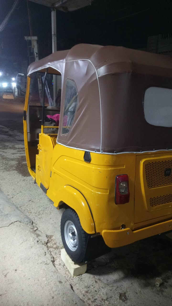 سلام عليكم تك تك للبيع 2021شهر11لون واحد رقم كربله كفاله للستفسار***********
