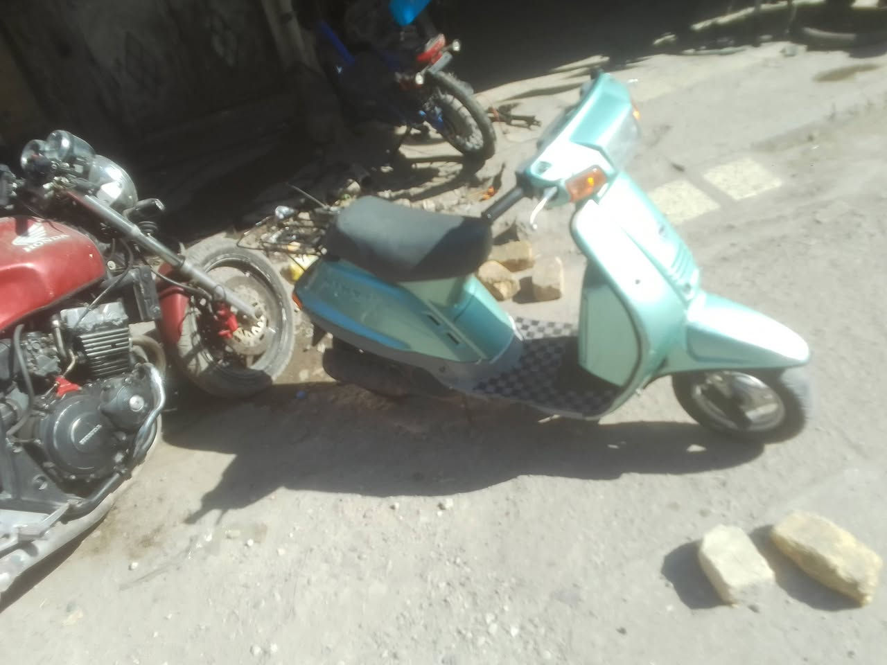 يامها زنجيل للبيع كلو شرط مفتوح بس قبغ هندر سعرو ٢٥٠ وبي مجال


**إذا كنت صاحب هذا الإعلان وتريد حذفه لأي سبب، رجاءا أرسل رسالة إلى الدعم الفني**