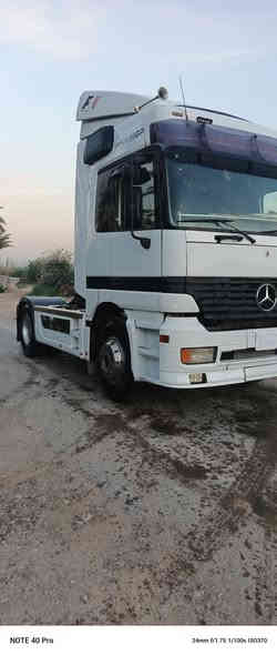 السلام عليكم للبيع اكتروس موديل ٢٠٠٠مكينة 8 دبل تيربو كير 240 رتايدر 5 طكات  رقم انبار تحويل مباشر مربوطة جوانب متحركة المكان بغداد بسماية مشروع الوحدة السعر 230 وبيهة مجال للاستفسار ***********
