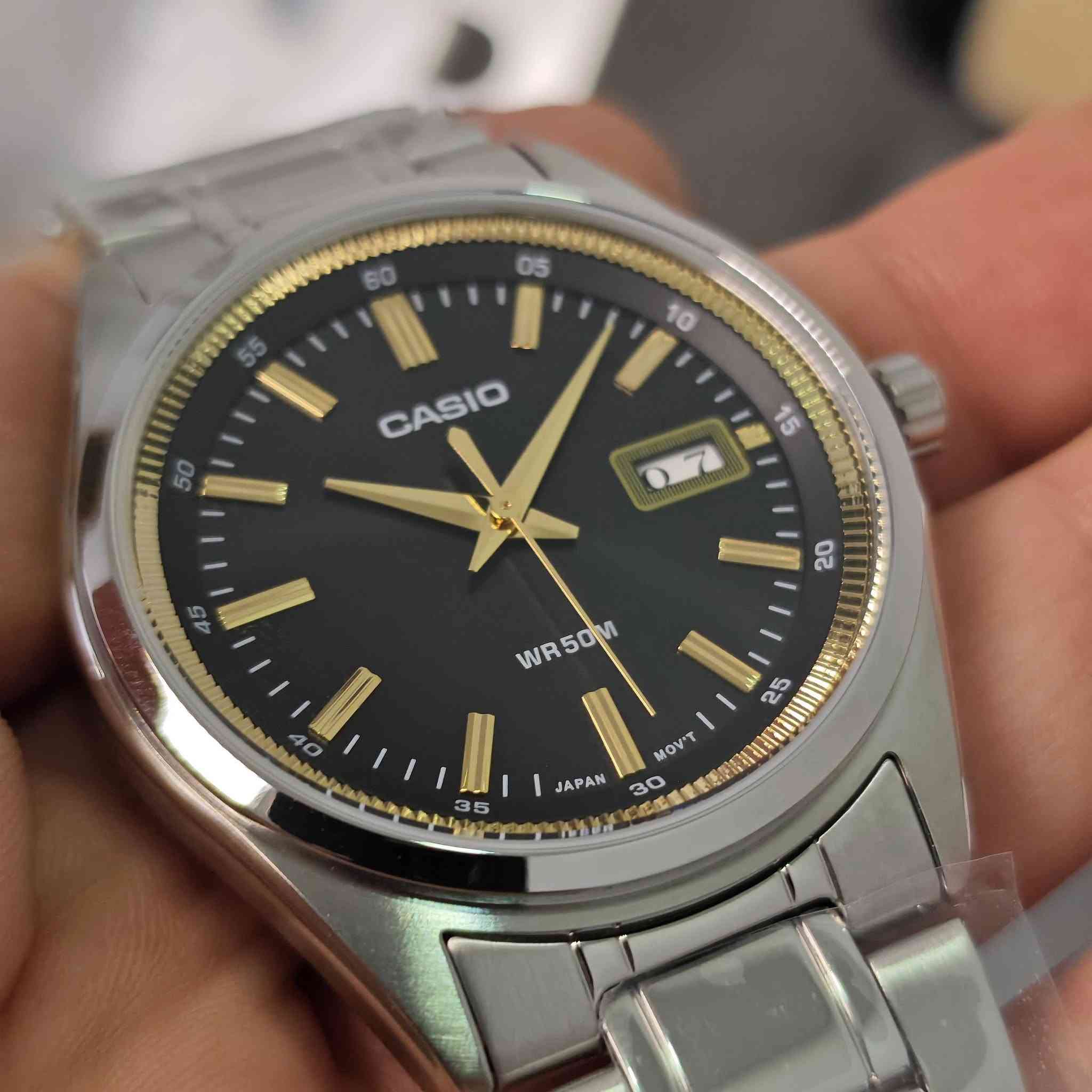اصدار 2026 الشكل الجديد لـCasio
رنگ داخلي ذهبي 
نافذة شهري مختلفة 
لوك غير مستخدم [ علبة & اوراق الضمان & كتلوك ] 
توقيت 24 ساعة
قطر 41 

☎️ للحجز  / *********** (واتساب)
🚗 توصيل لكافة المناطق 
📍العنوان : الكوفة _ شارع الوائلي _ قرب مأكولات خوخة (داخل الفرع )
