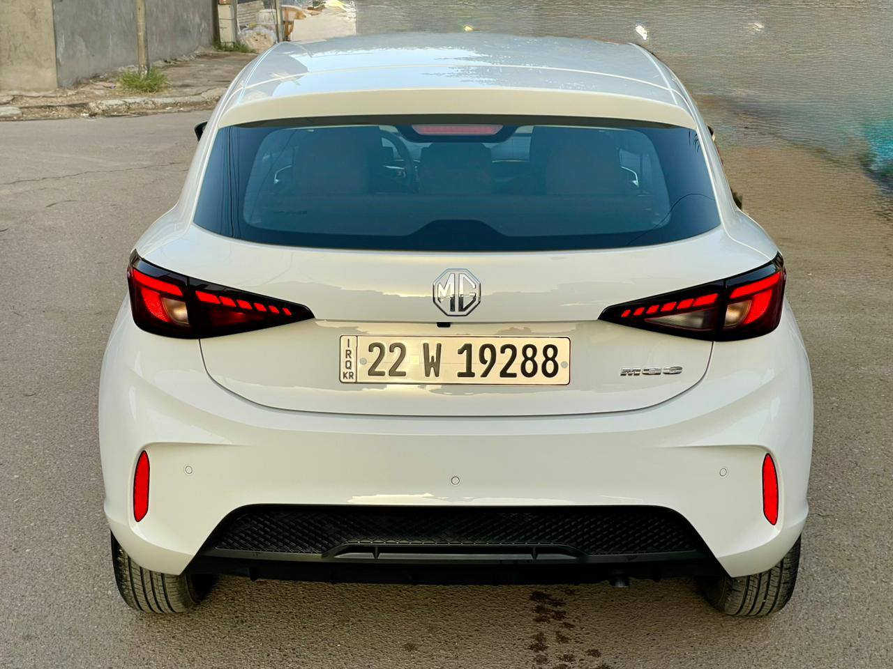 السلام عليكم  MG3
2025 رقم اربيل بآسمي تحويل مباشر 
***********
بضمان 6 سنوات + 200 الف كيلو متر +
6 تبديلات دهن مجاني + سنتين صياغة عامة مجاني
‏‎السيارة رقم اربيل باسمي 
‏‎المحرك 1500 تنفس طبيعي دبل كامشفت 
كير اوتماتيك
شاشه ابل + اندرويد 
كامره خلفية
تحكم ستيرن جهتين 
لايت لد + بك لايت Led
بلوجكترات امامية
اشاير بالمري الجانبية 
لايت عدسة 
حساسات خلفيه
حساس ضغط اطارات
 4 جام كهرباء
السياره زيرو ماشيه 7 فقط
السيارة بعدها بلازكات الشركة زيرو 
السيارة ترقيم جديد بأسمي اربيل 
تحويل ثاني يوم مكان السيارة بغداد الكرخ 
الاستفسار ***********
