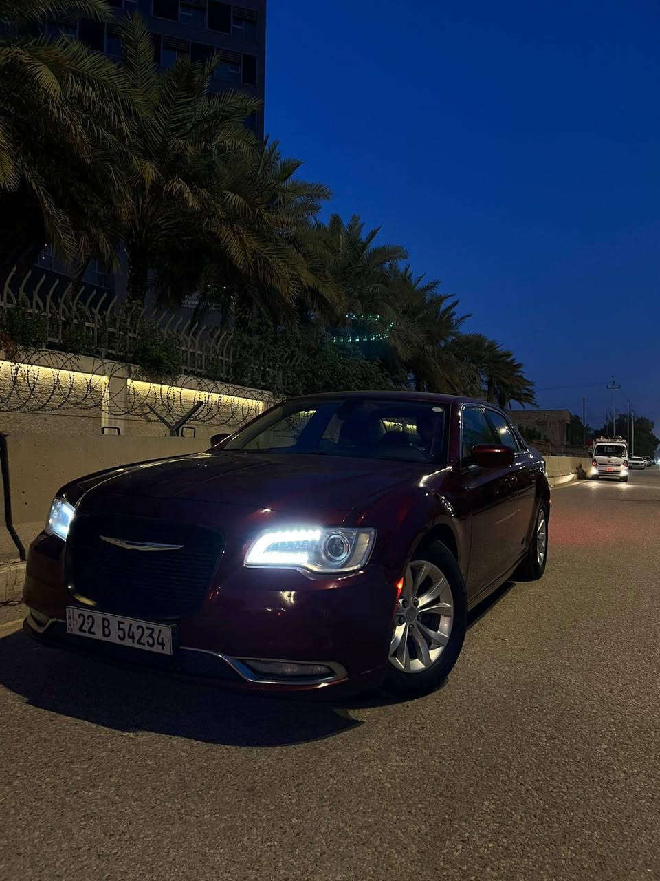 للبيع كرايسلر C300 اوباما 

2017 أصل ماشيه 140 كيلو متر  رقم اربيل 

وارد كندي كلين تايتل كفاله عامه 

السياره جاهزه من كل نقص 

حداديه تخم تاير كله جاهز

المواصفات/

كير ماوس 8 نمر

بانوراما قطعتين

تشغيل عن بعد

كشنات تدفئه تبريد

كشنات كهرباء جلد اسود

لايت زينون عدسه

شاشه كبيره تدعم كاربلي

بصمه تشغيل وأبواب

خزن ميموري

كامرا خلفيه

ستيرن كهرباء

تبريد قطعتين

تحكم ستيرن جهتين مع مثبت سرعه

باقي المواصفات معروفه

السياره جاهزه ومال جناي 

مكاني ميسان اي استفسار اتصل 

***********
