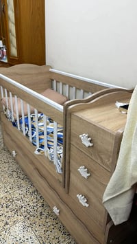 سرير مع الدوشك سعر١٠٠ ﭑݪـــف وبي مجال ٠٧٧٤٠٢١٥٠٥٠ بغداد