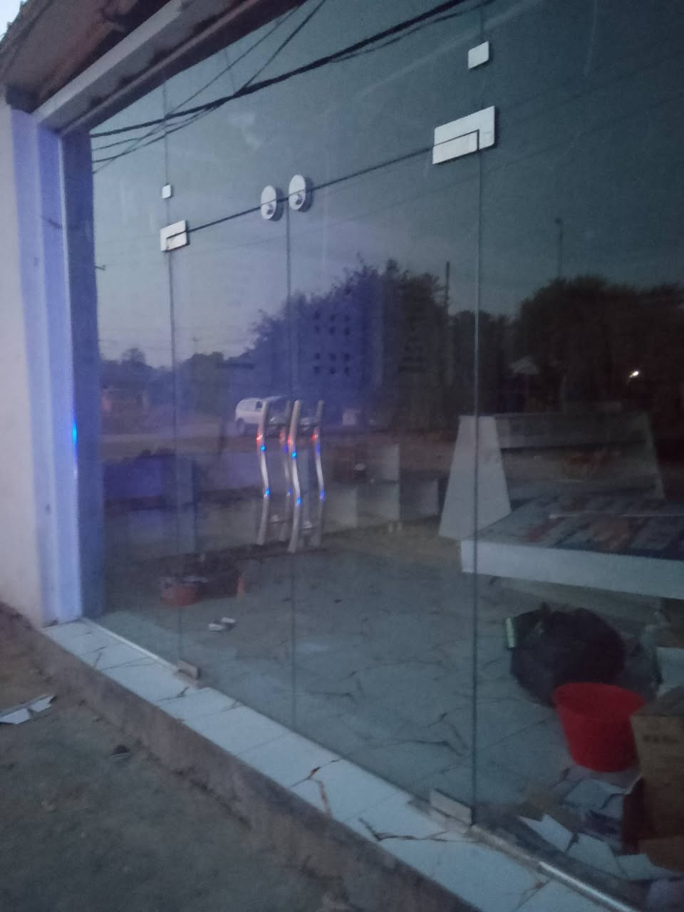 جام خانه بسعر مناسب جدا ارتفاع ٣م وطول ٩م


**إذا كنت صاحب هذا الإعلان وتريد حذفه لأي سبب، رجاءا أرسل رسالة إلى الدعم الفني**