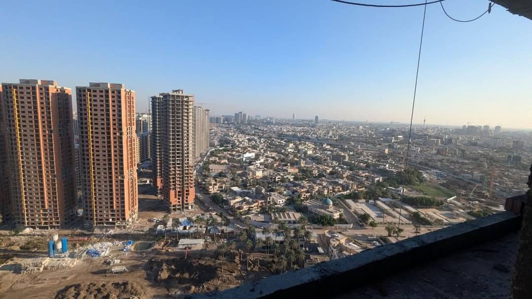 🏙️ فرصة مميزة للبيع في مجمع داون تاون – المنصور
✨ أمتلك شقة في داون تاون بمقدمة 48 مليون فقط ✨
شقة أنيقة بإطلالة خارجية مفتوحة ومميزة مباشرة على البنك المركزي 🌆
وموقع استراتيجي قريب من الهاي وي وسهولة وصول لكل مناطق بغداد ✨
📐 المساحة: ٩٦ متر
🏢 البناية: G
🔝 الطابق: 26
🌇 إطلالة خارجية عالية ومميزة
🏙️ طابق مرتفع بإطلالة بانورامية رائعة
💰 السعر مناسب جداً
فرصة ذهبية للسكن أو للاستثمار بموقع راقٍ وحيوي 👌
📲 للاستفسار والتفاصيل: واتساب فقط
***********
